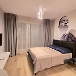 Ovo فروتسواف